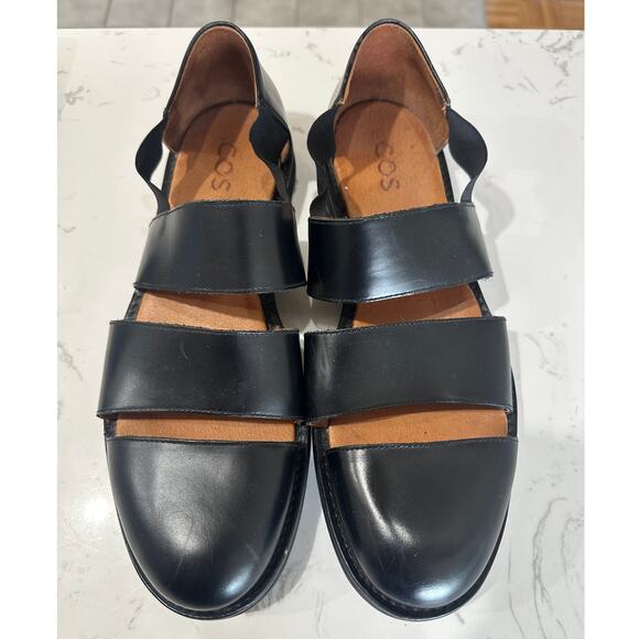 Sandals_&_Flip_Flops